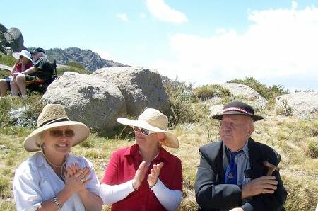 Od lewej: dr Ewa Walczak, Joanna Kucyper, Ryszard Strzelecki, Charlotte Pass, niedziela 18 lutego 2007